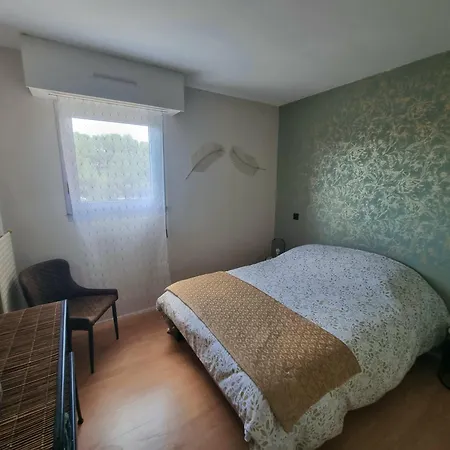 Spacieux T2, Emplacement Idéal Et Parking Privé Appartamento *