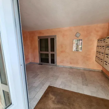 Appartamento Spacieux T2, Emplacement Idéal Et Parking Privé *